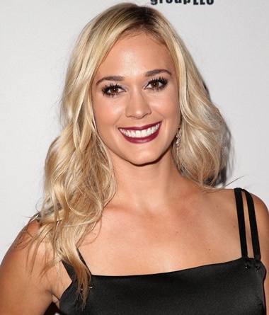 Lauren Compton Profile